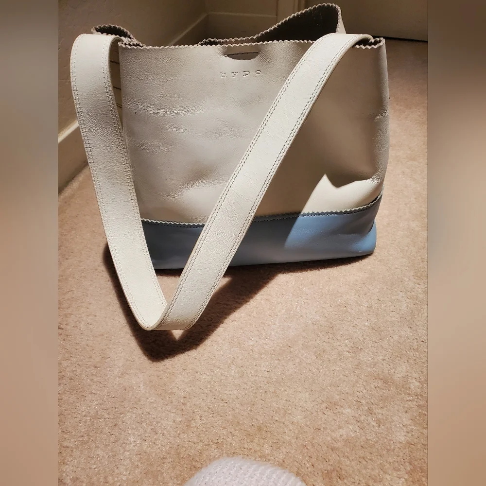 HYPE Modern Color Block Leather Tote Bag Large - Picture 4 of 8